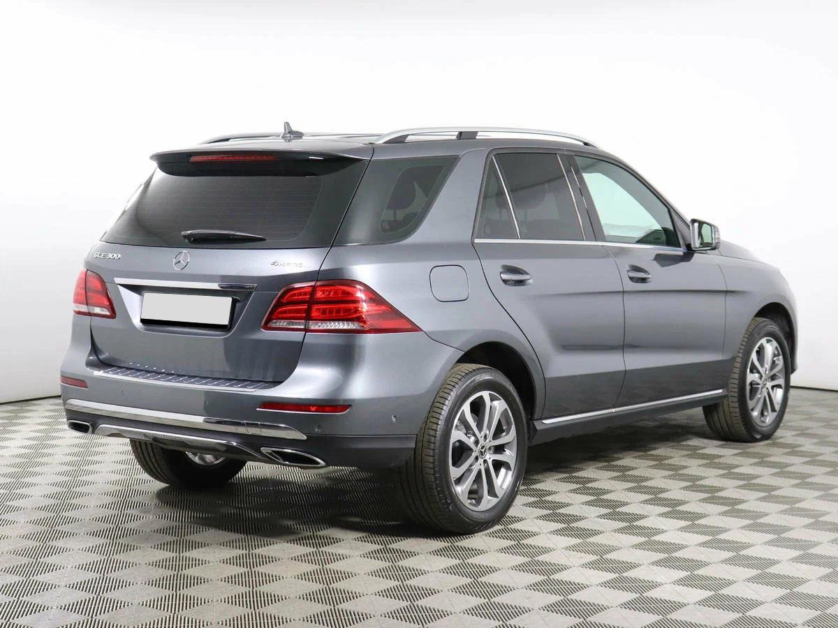 Mercedes-Benz GLE 2017, серый