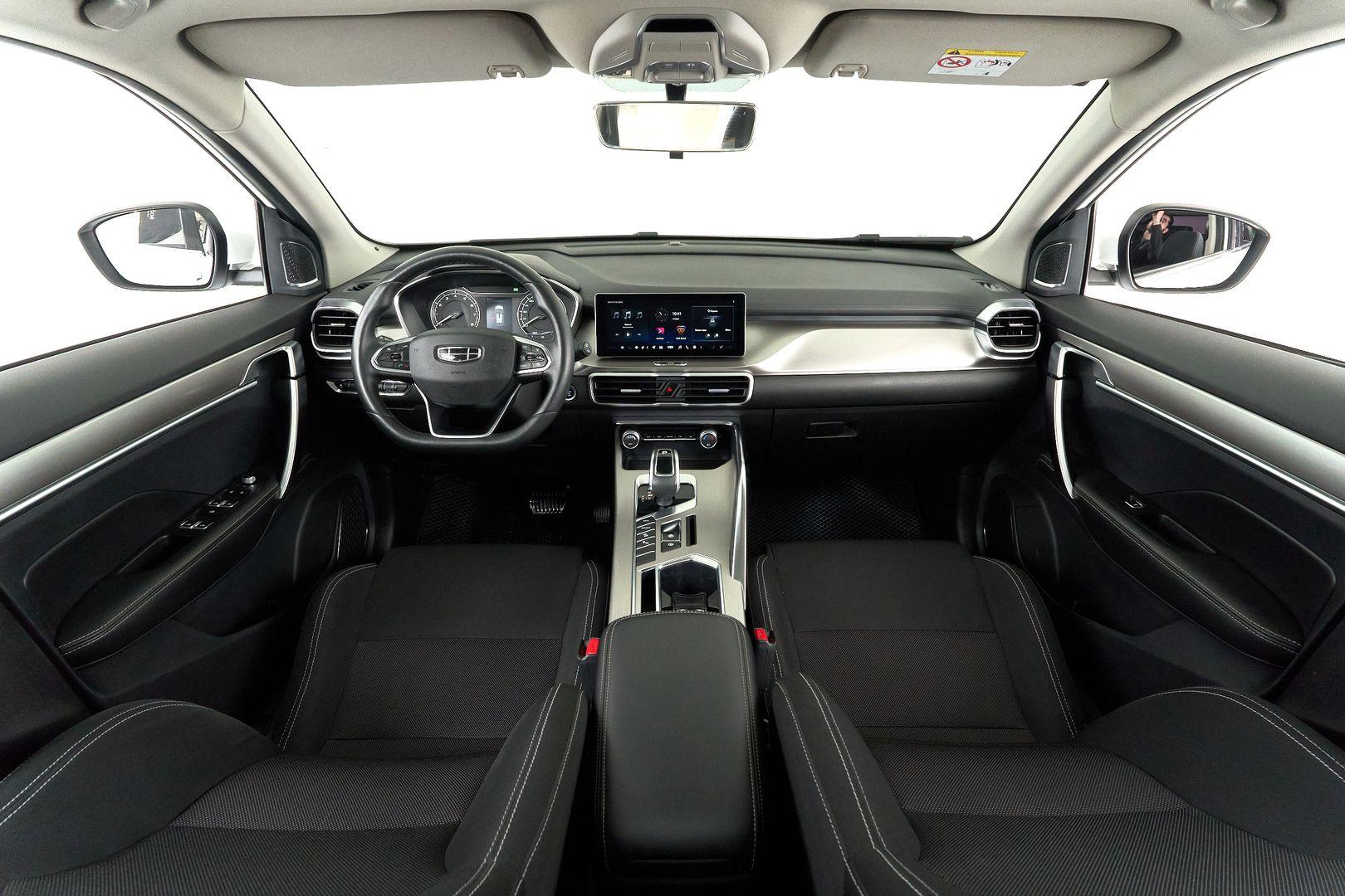 Geely Coolray 2020, белый
