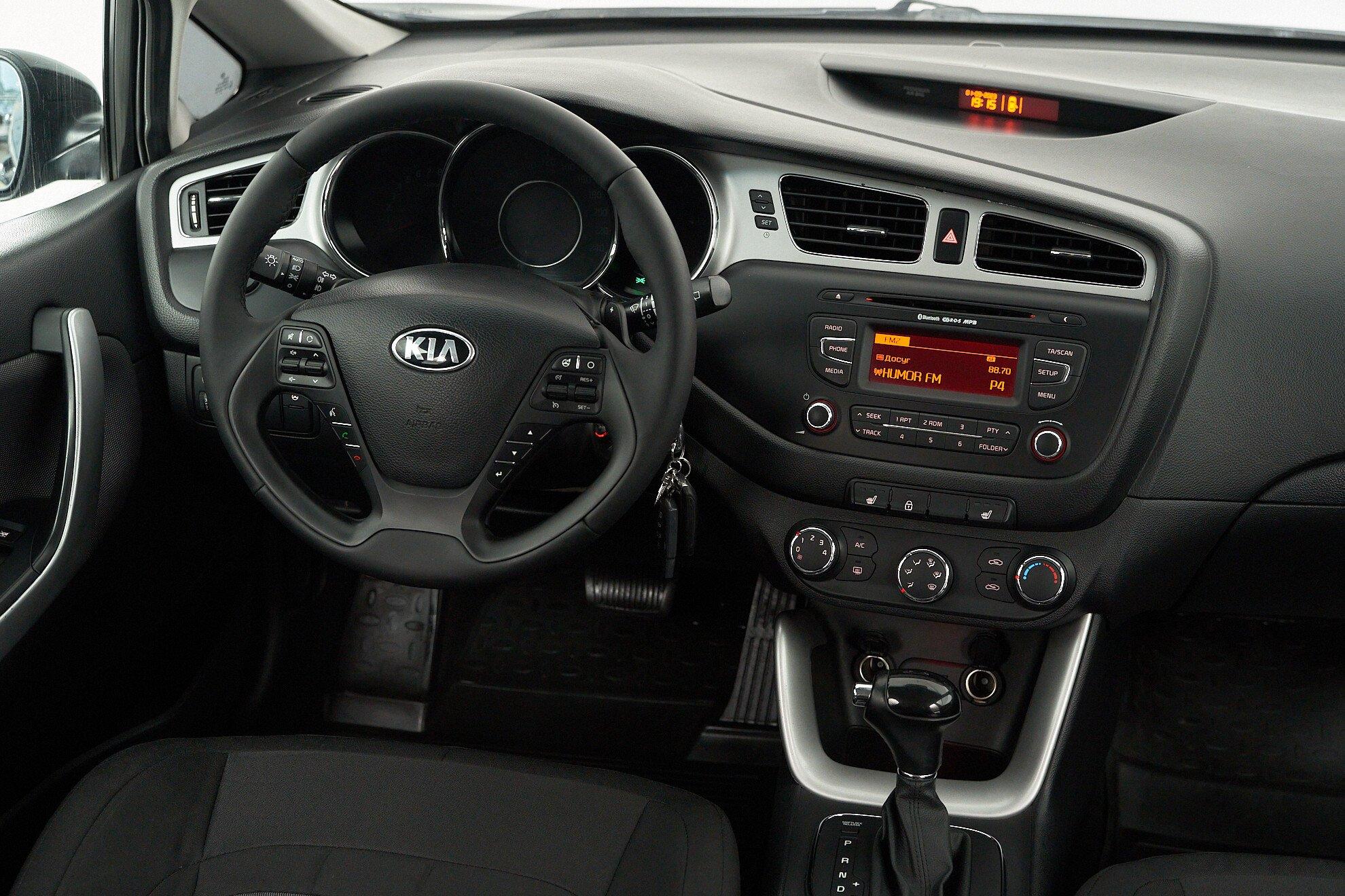 Kia Ceed 2014, черный