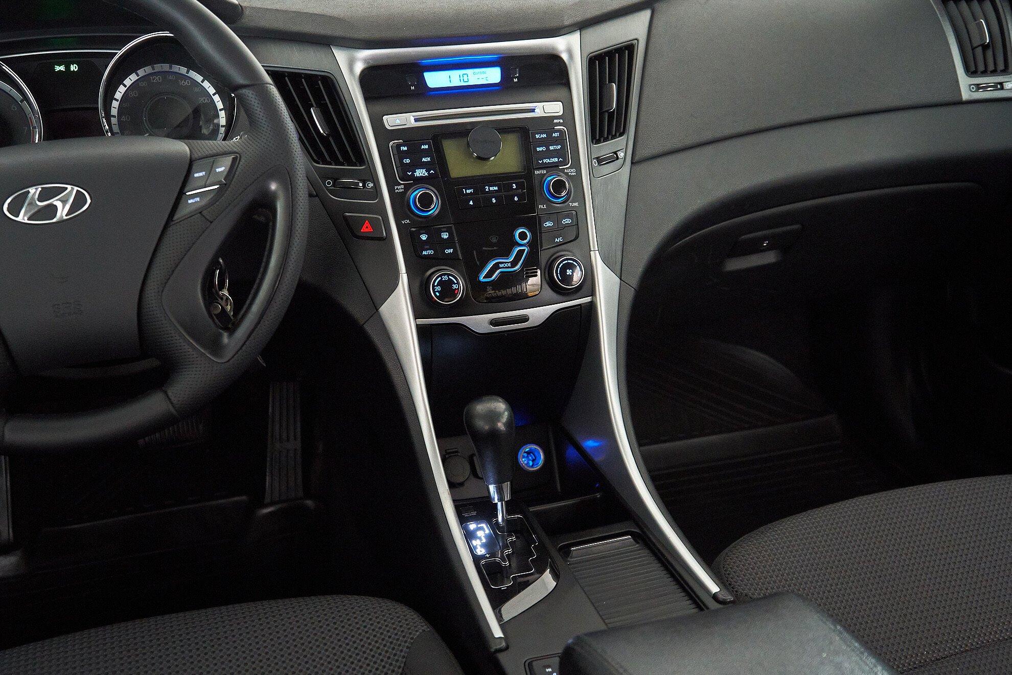 Hyundai Sonata 2012, серый