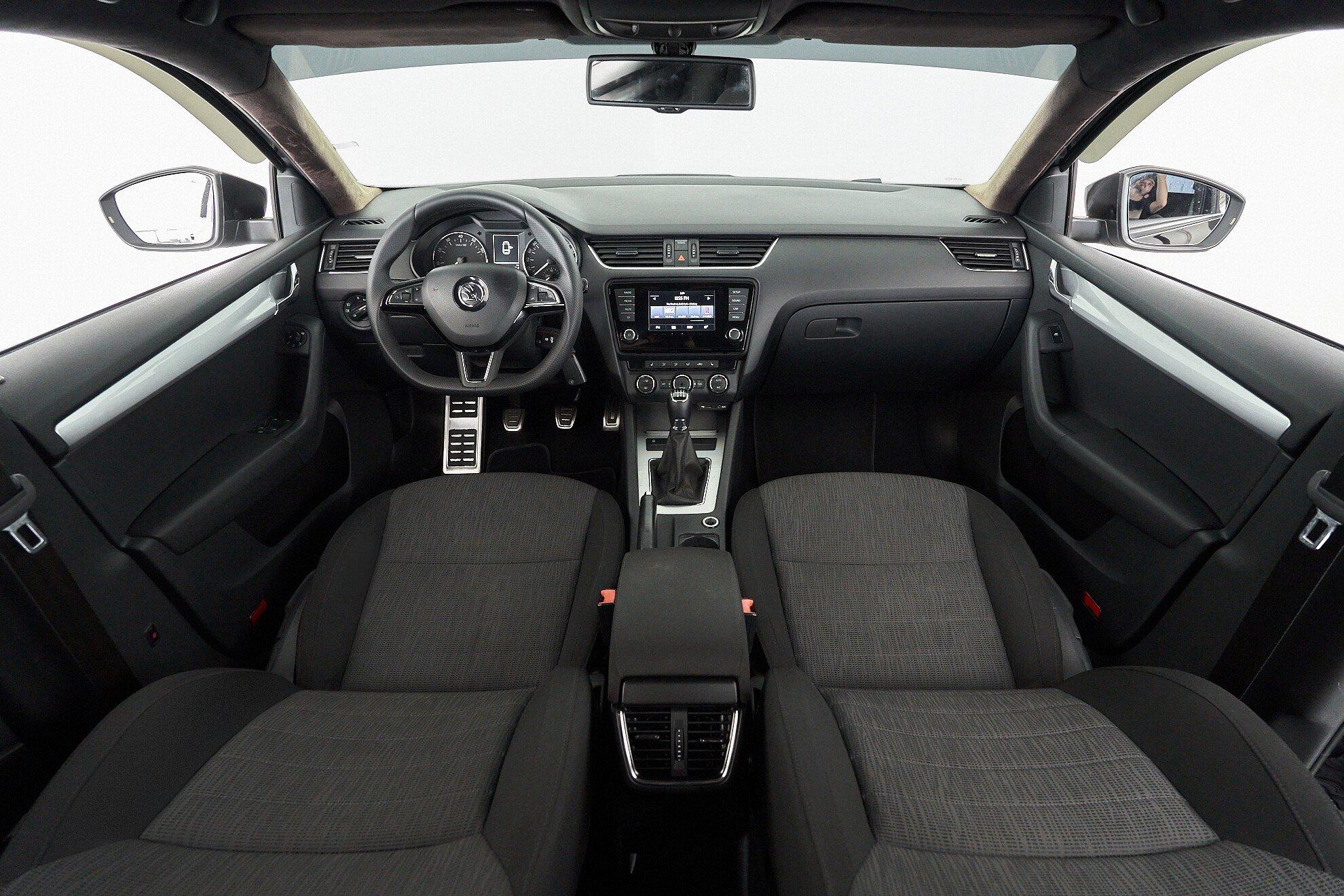 Skoda Octavia 2014, черный