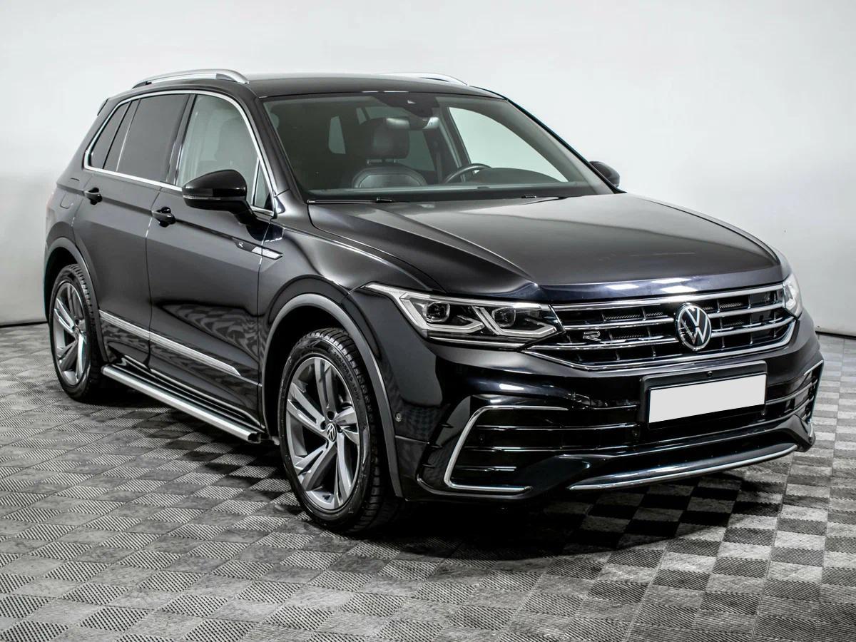 Volkswagen Tiguan 2021, черный