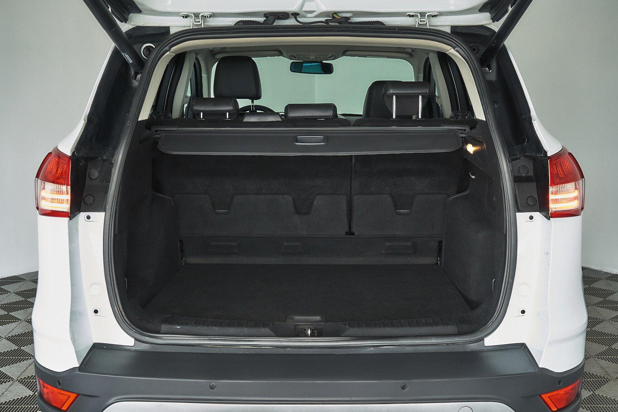 Ford Kuga 2014, белый
