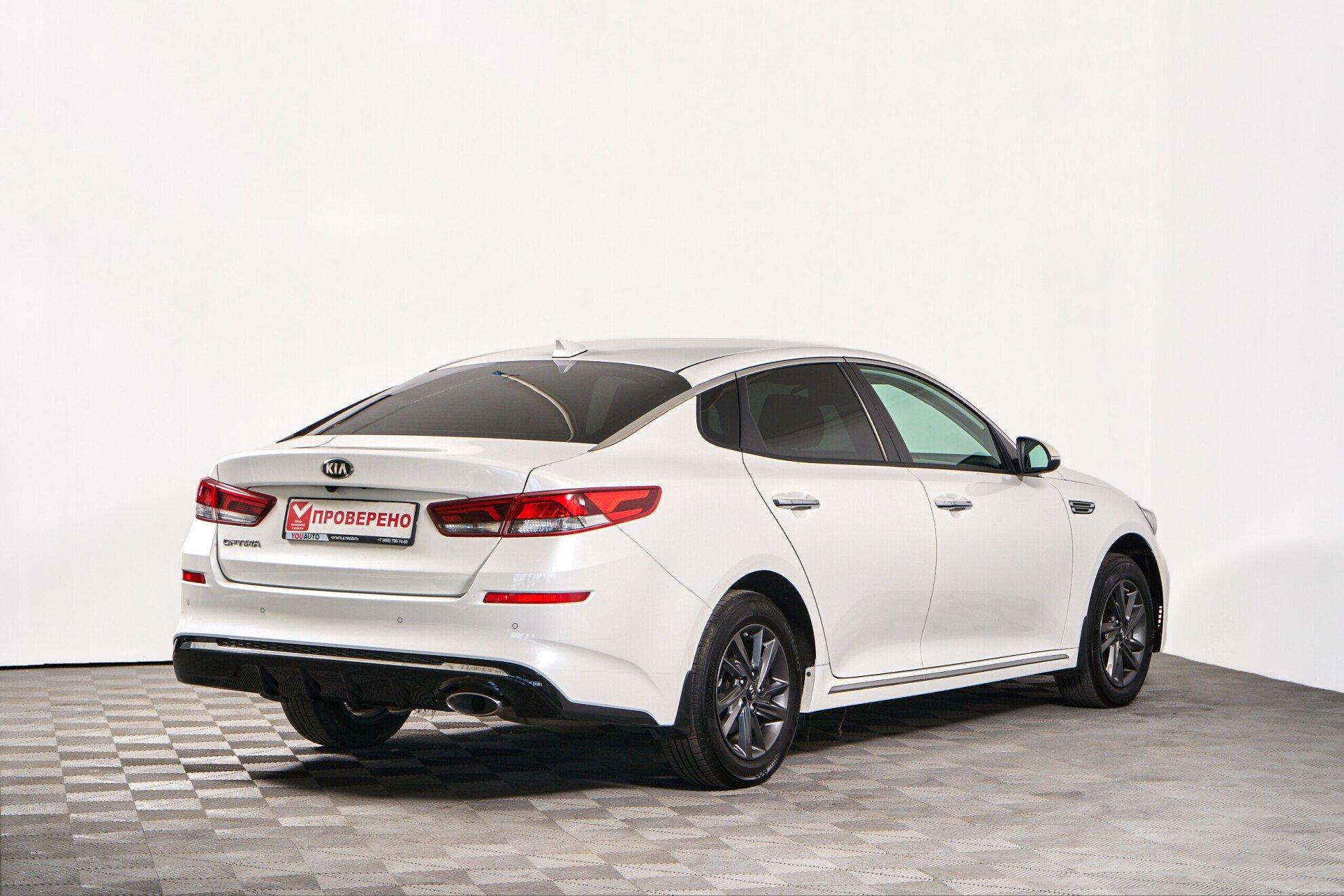 Kia Optima 2019, белый
