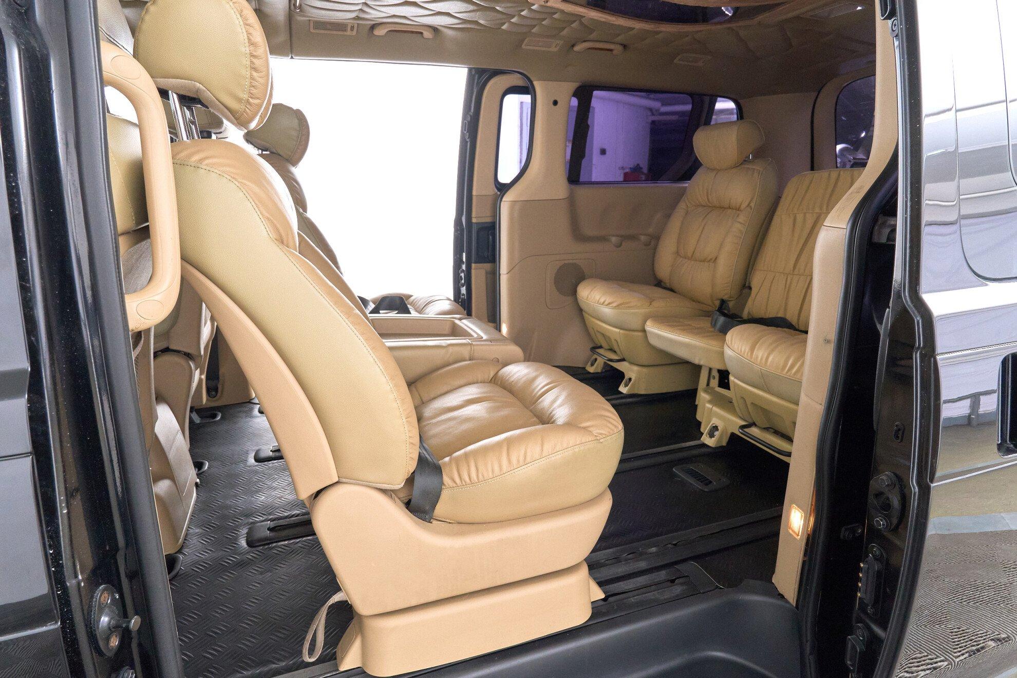 Hyundai Grand Starex 2011, черный