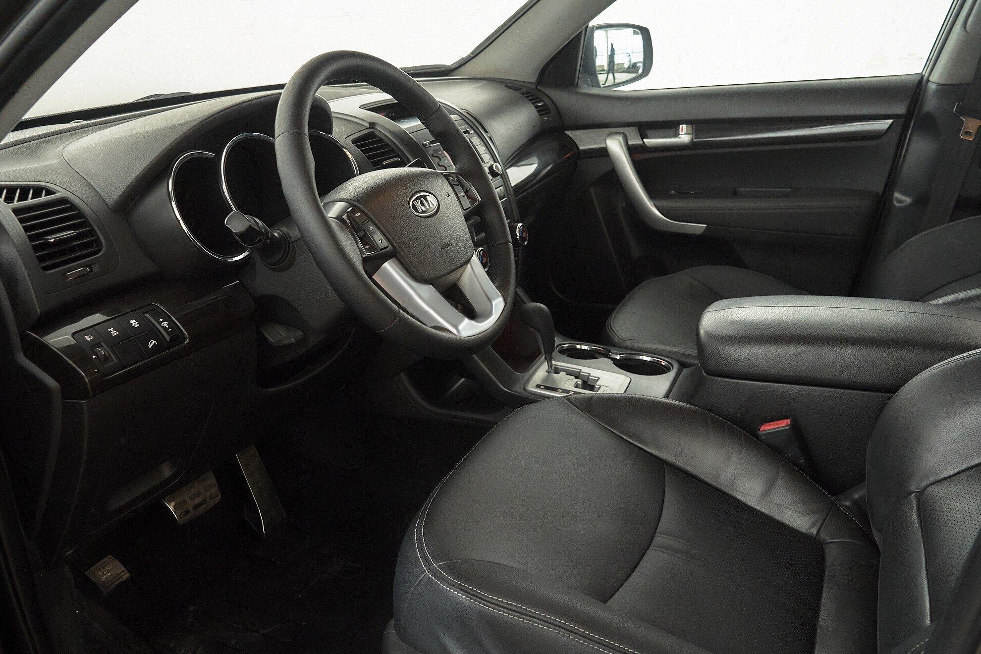 Kia Sorento 2010, коричневый
