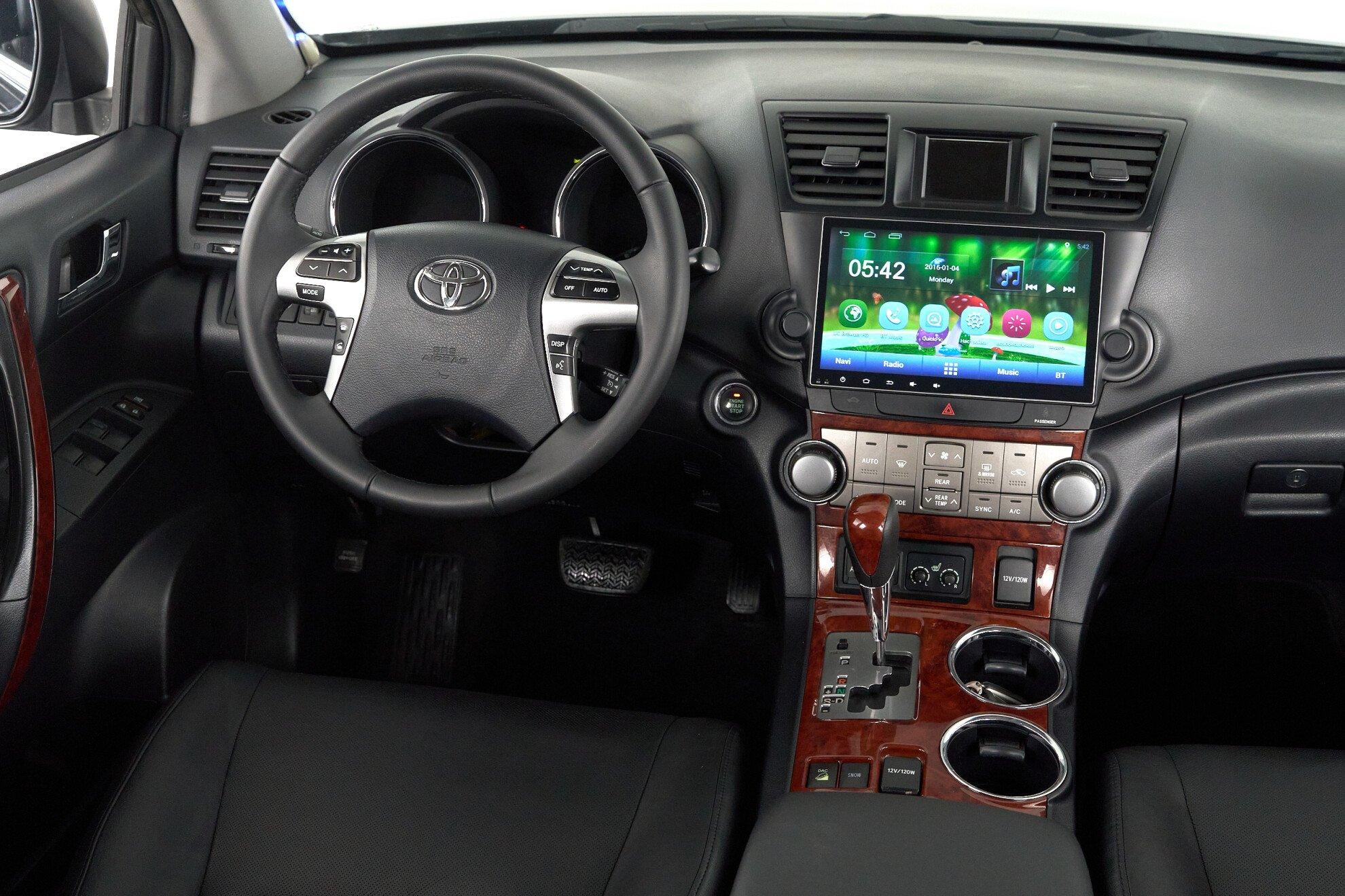 Toyota Highlander 2013, черный