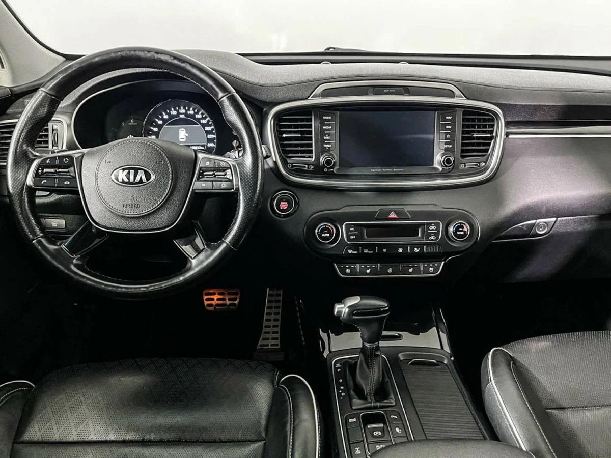 Kia Sorento 2018, белый