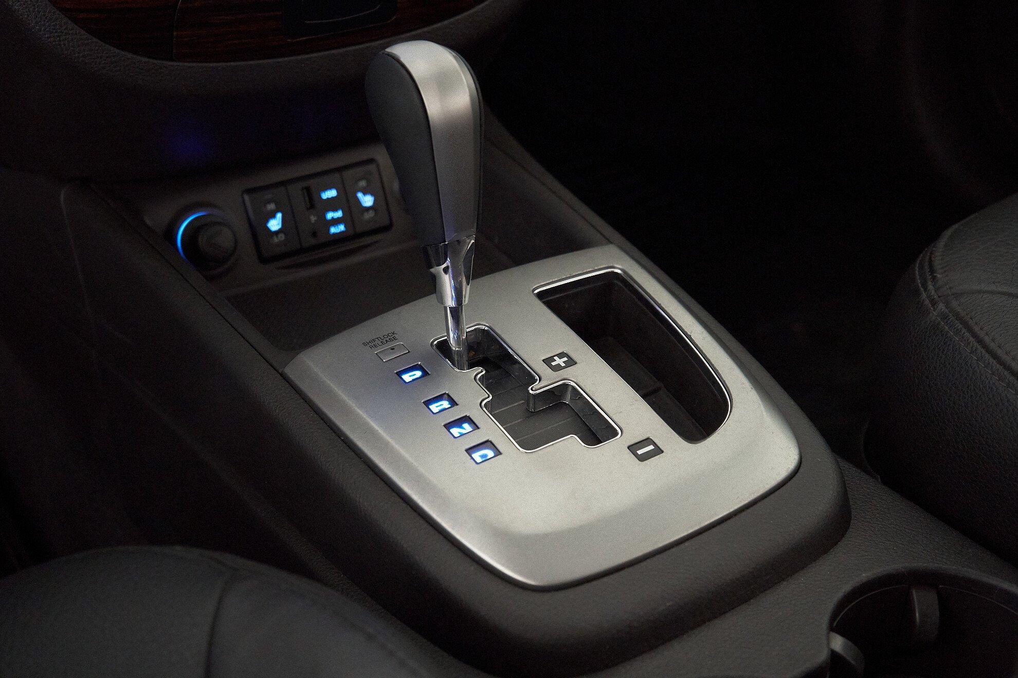 Hyundai Santa Fe 2011, черный