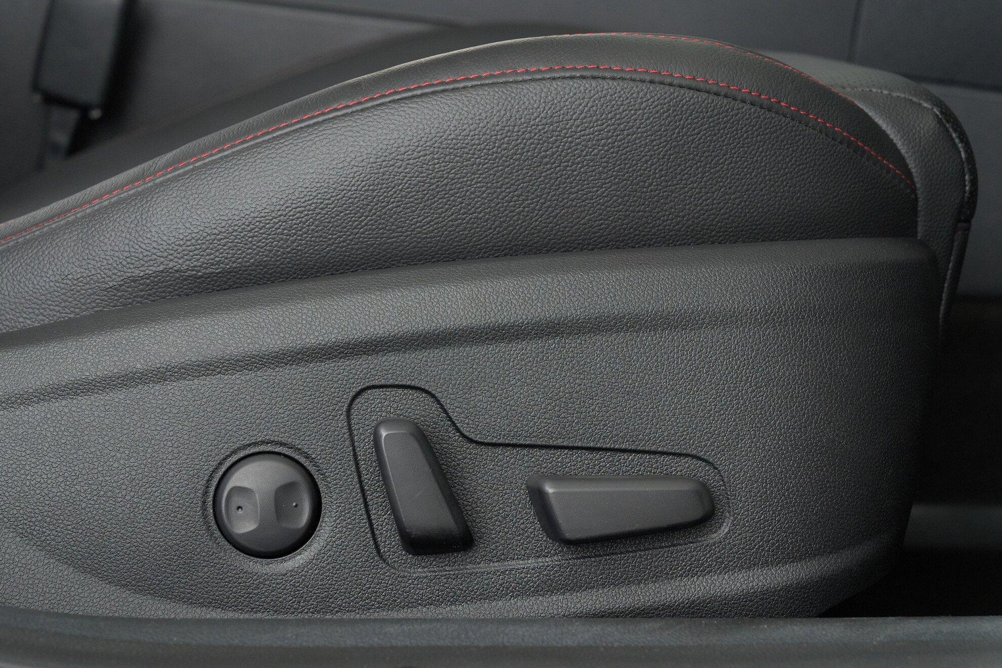 Kia Optima 2016, белый
