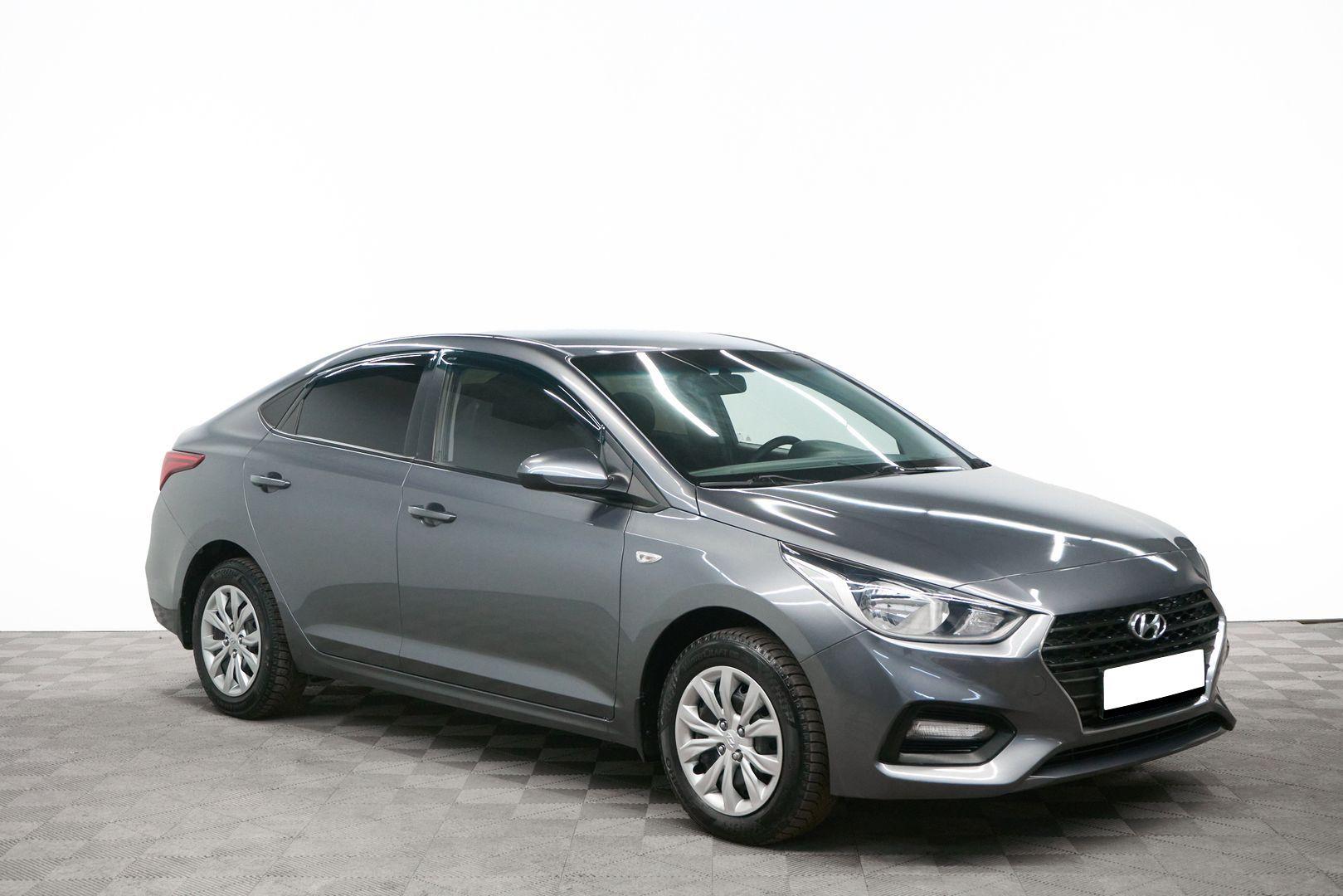 Hyundai Solaris 2019, серый