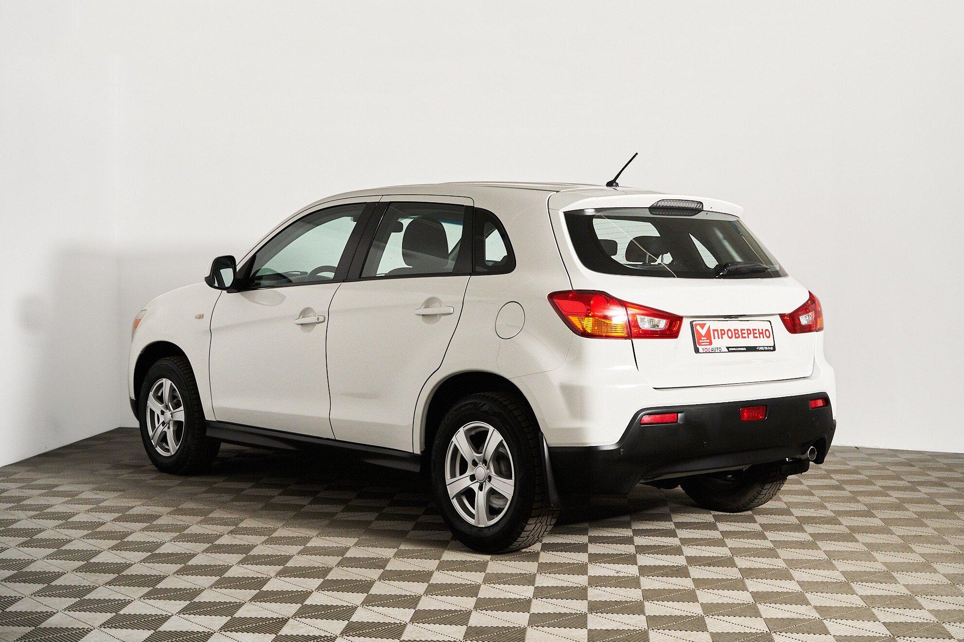 Mitsubishi ASX 2012, белый