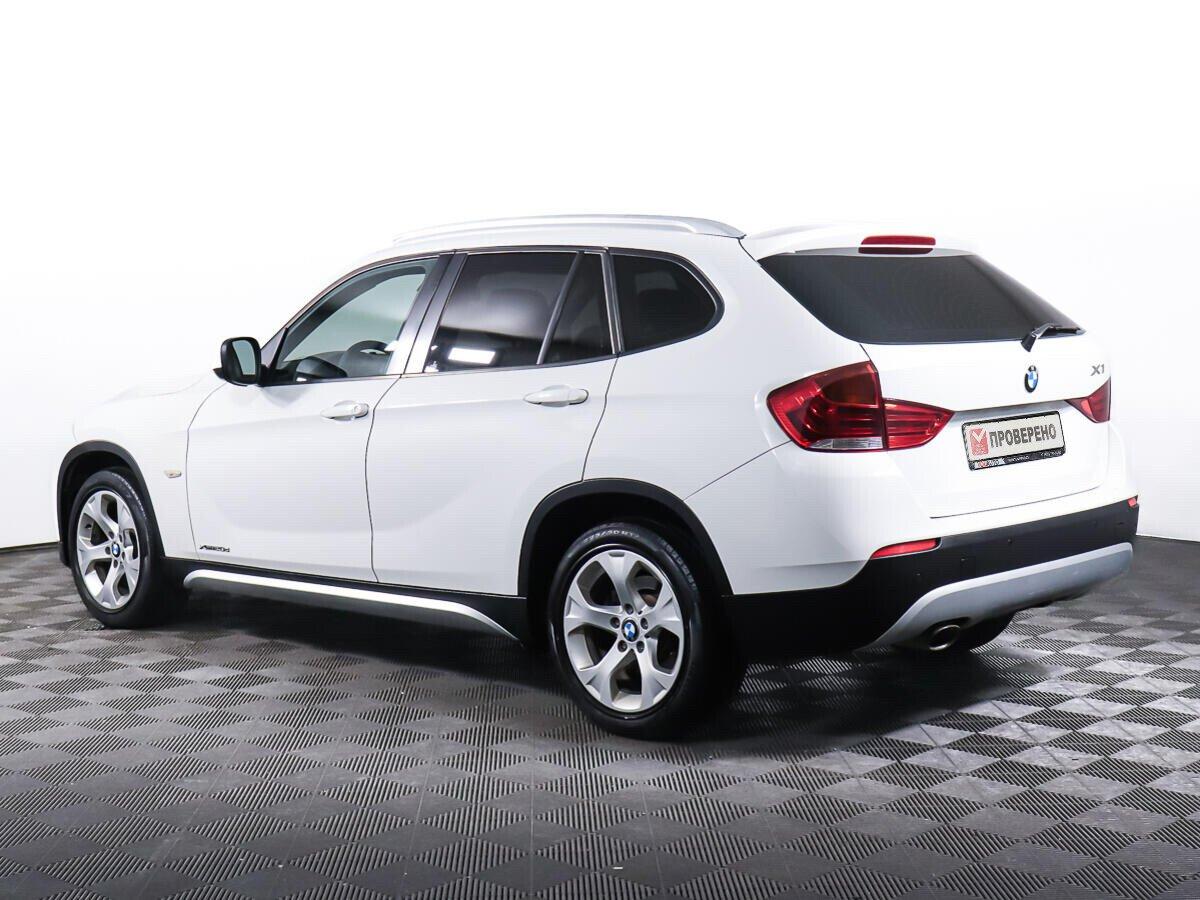 BMW X1 2014, белый