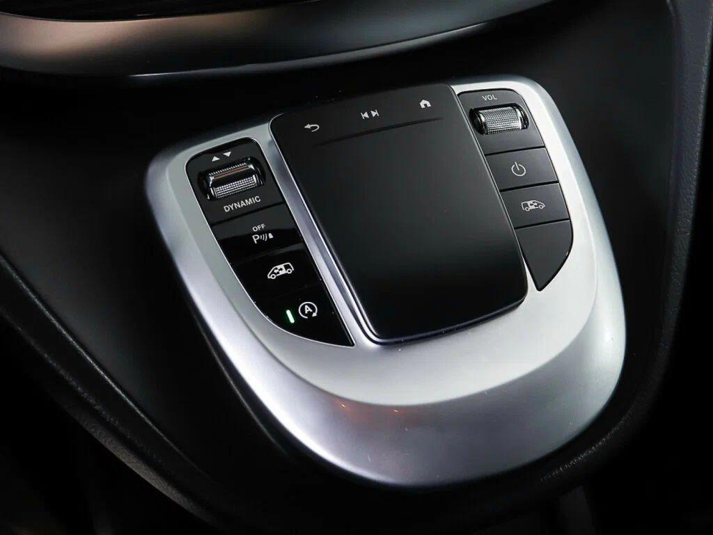 Mercedes-Benz V-Класс 2019, черный