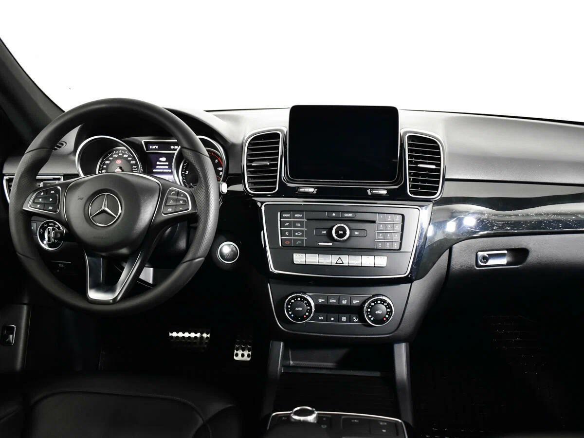 Mercedes-Benz GLE 2017, черный
