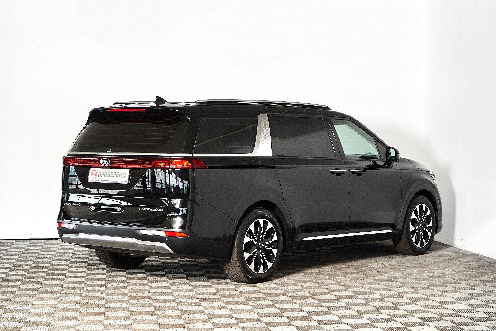 Kia Carnival 2022, черный