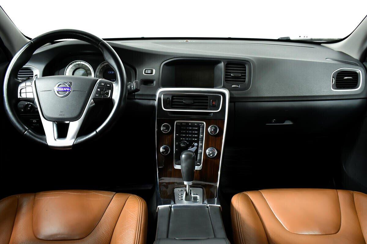 Volvo S60 2012, коричневый