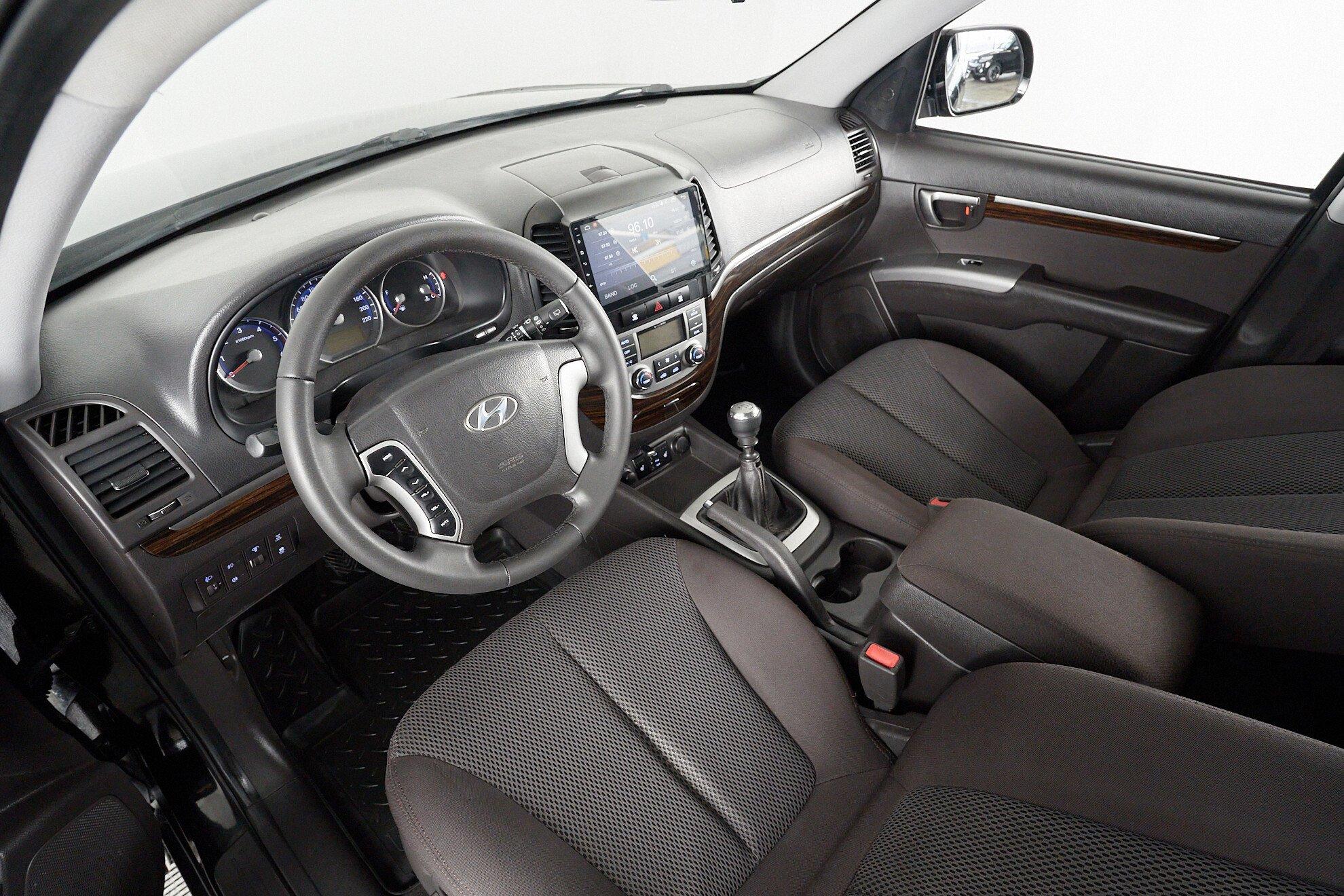 Hyundai Santa Fe 2011, черный