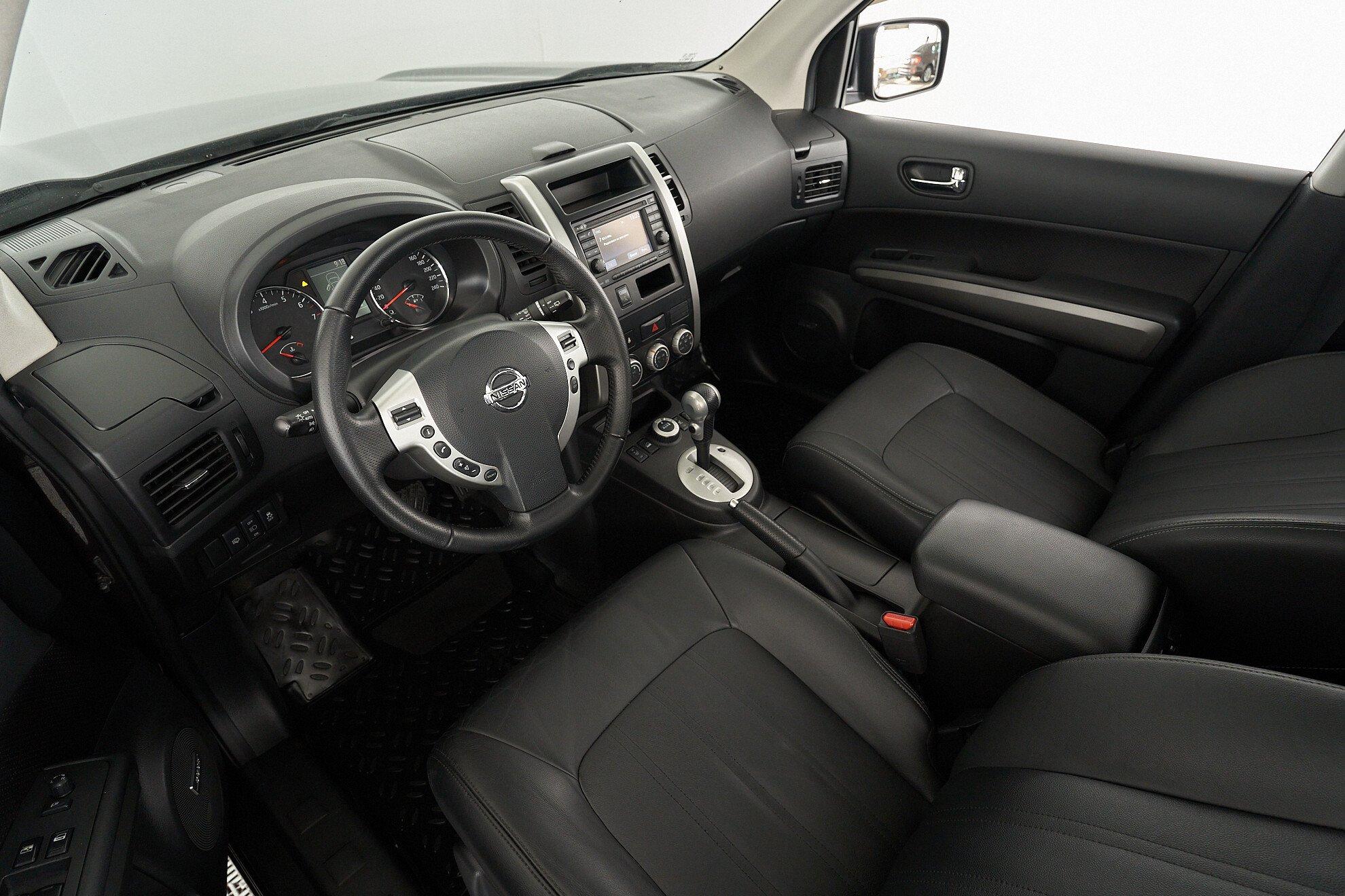 Nissan X-Trail 2014, коричневый
