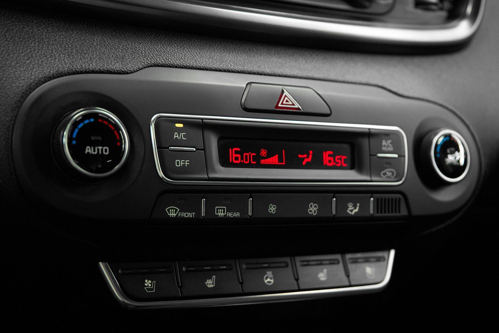 Kia Sorento 2018, белый