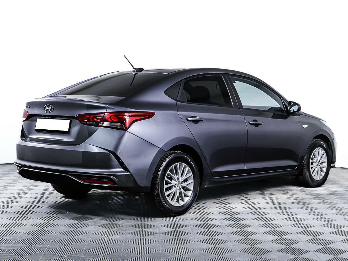Hyundai Solaris 2022, серый