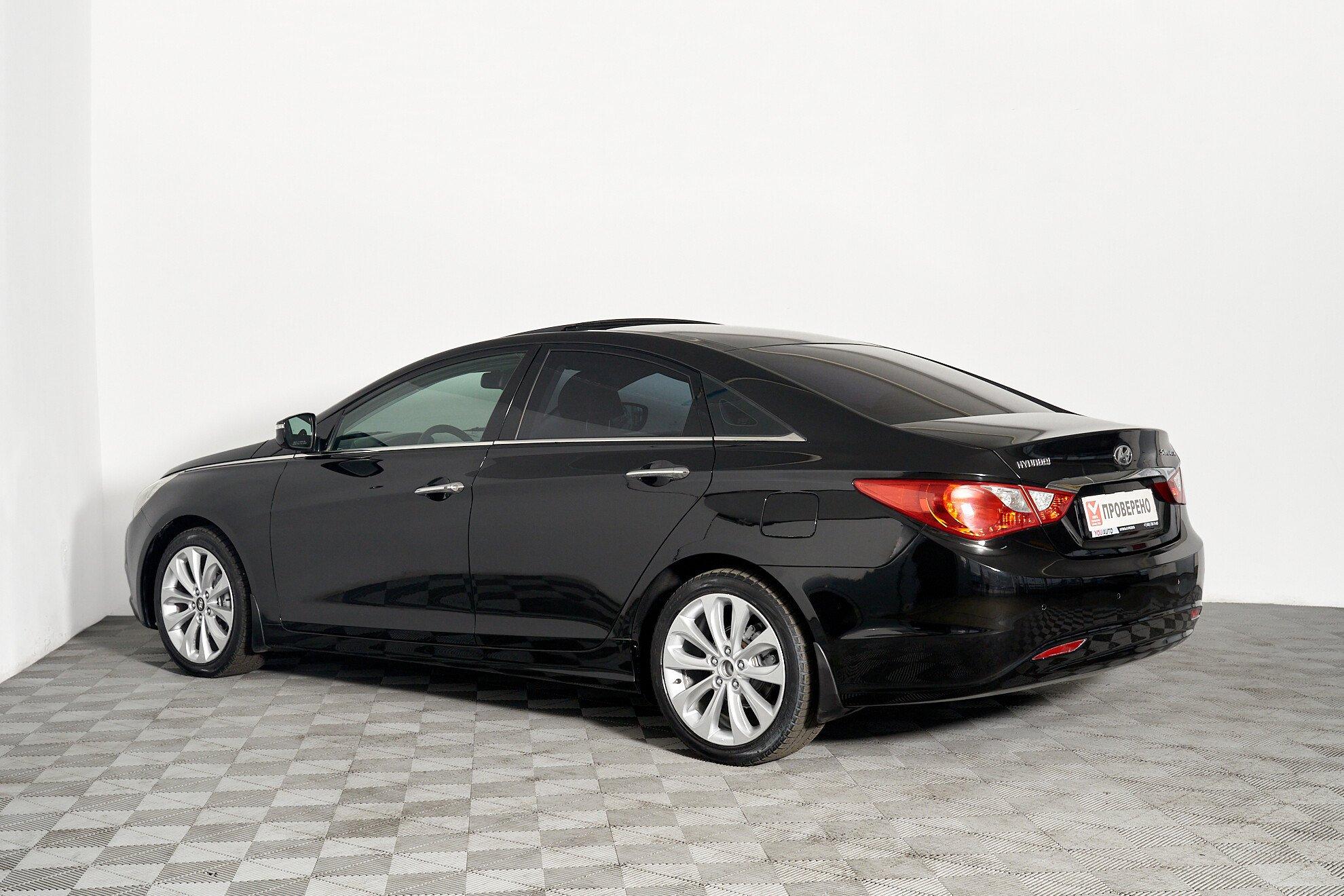 Hyundai Sonata 2010, черный