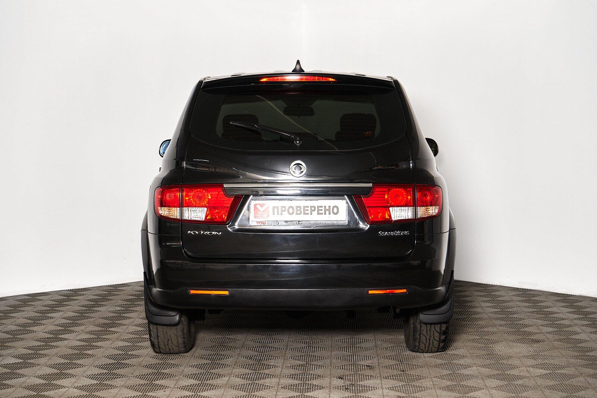 SsangYong Kyron 2013, черный