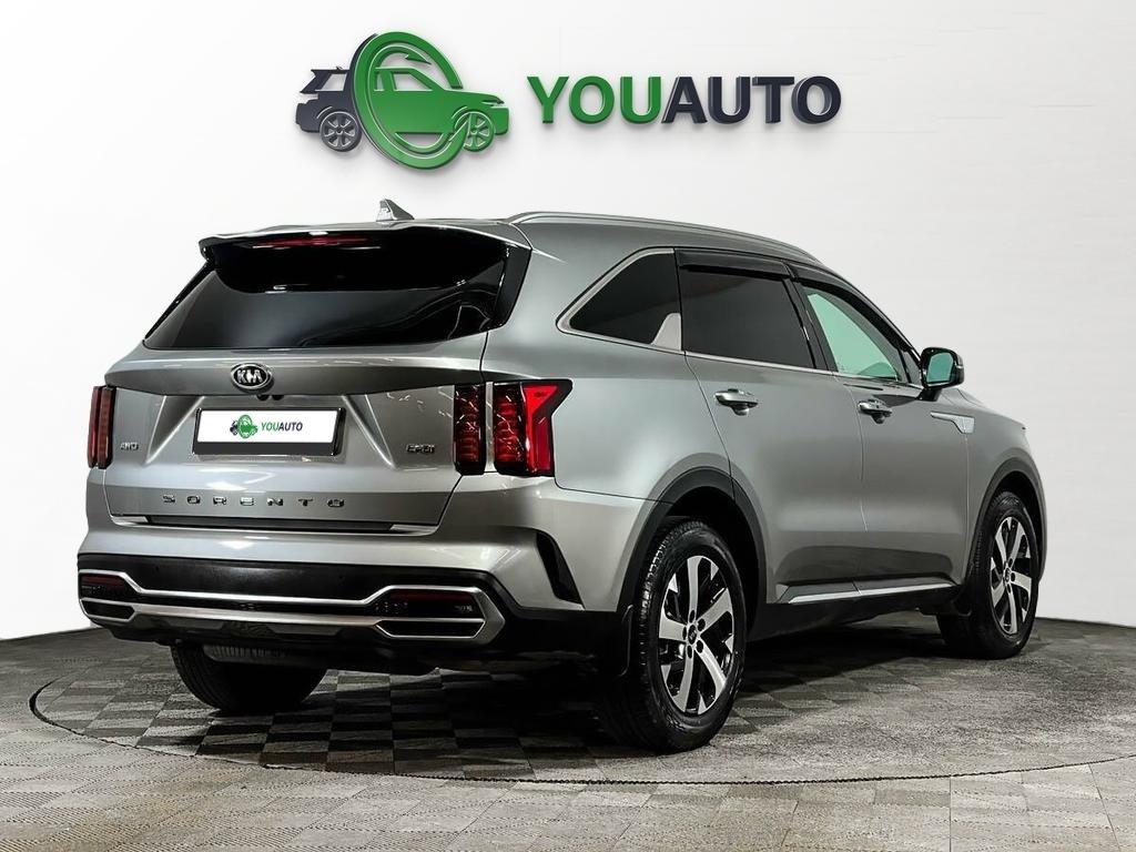 Kia Sorento 2021, серый