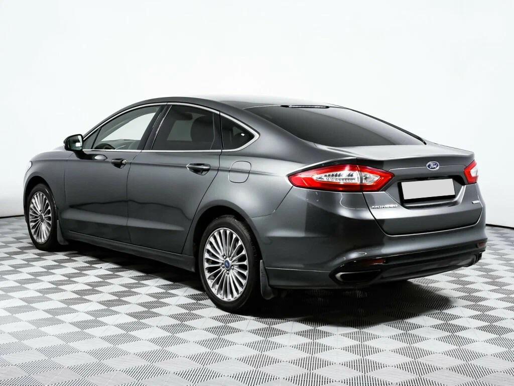 Ford Mondeo 2016, серый