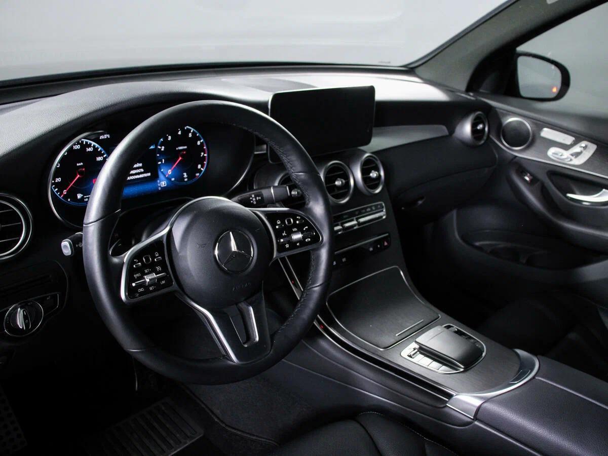 Mercedes-Benz GLC 2022, черный