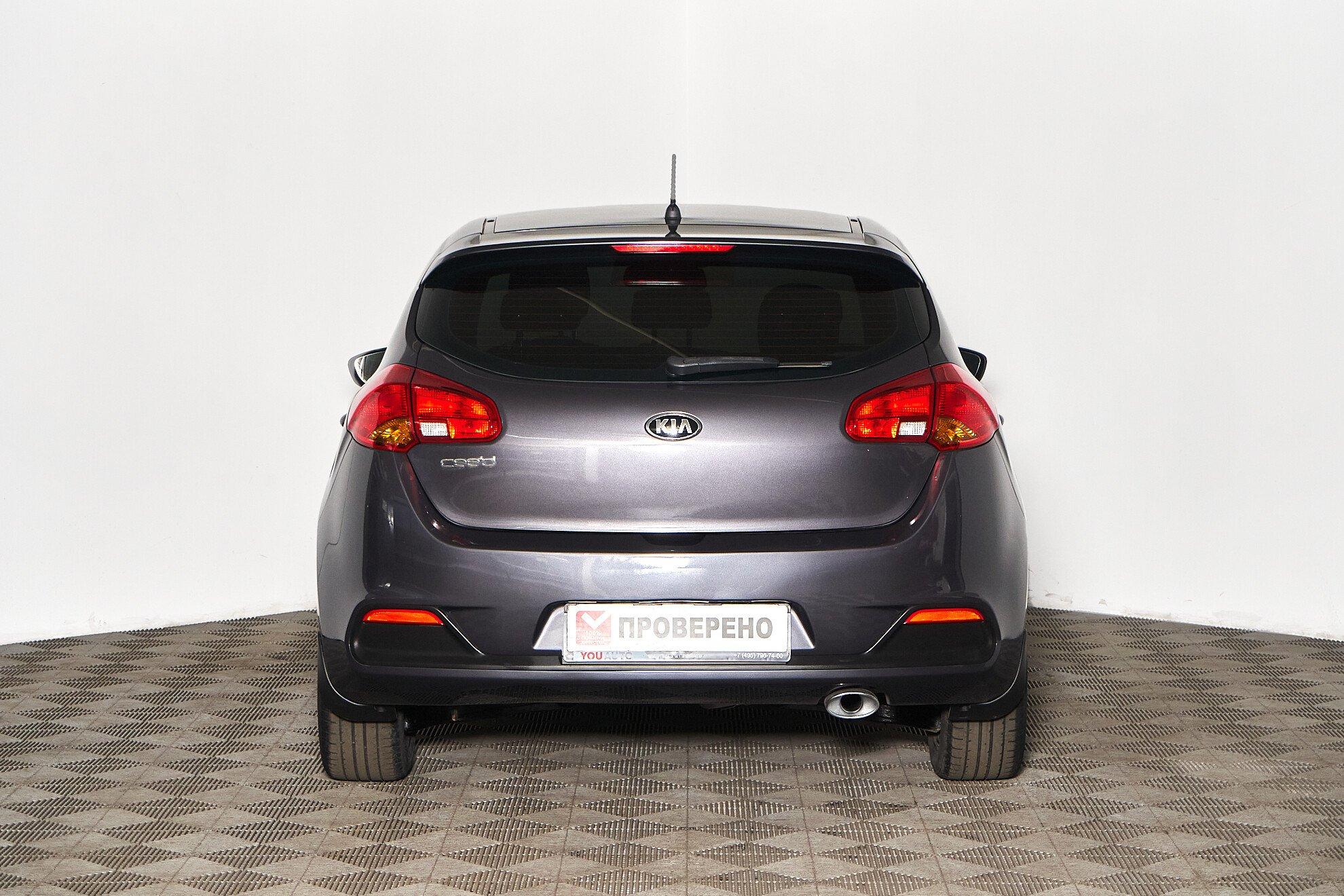 Kia Ceed 2015, серый
