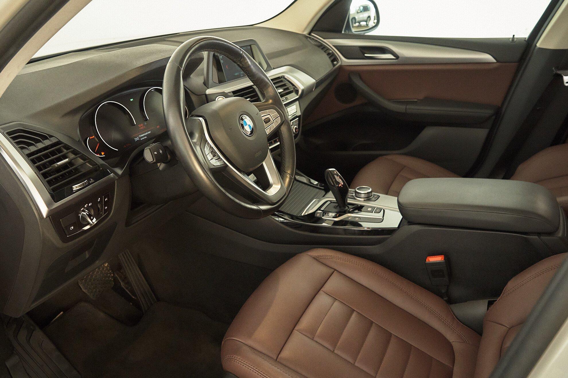 BMW X3 2020, белый