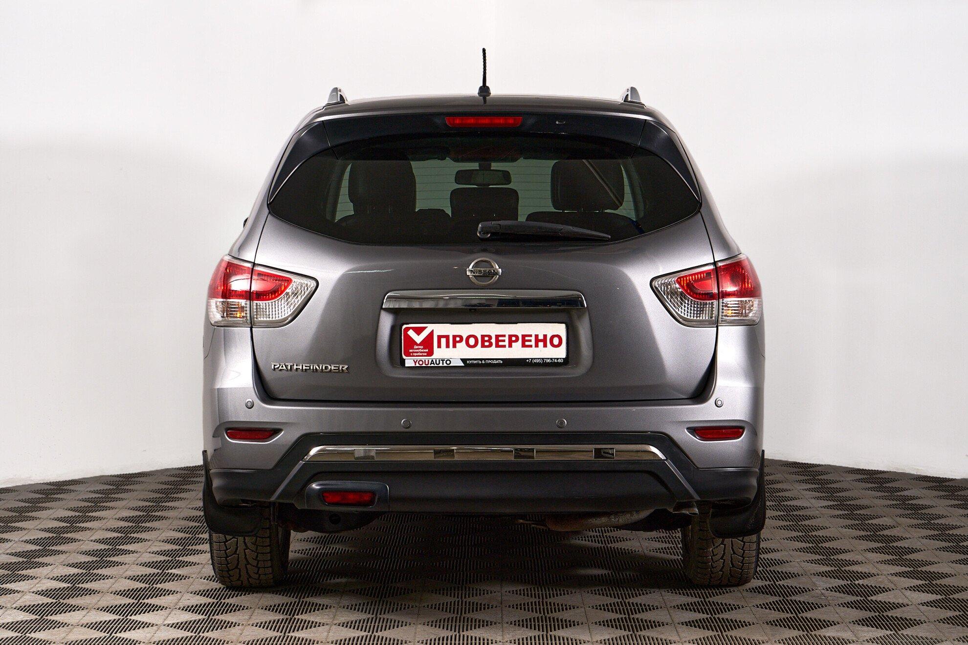 Nissan Pathfinder 2014, серый