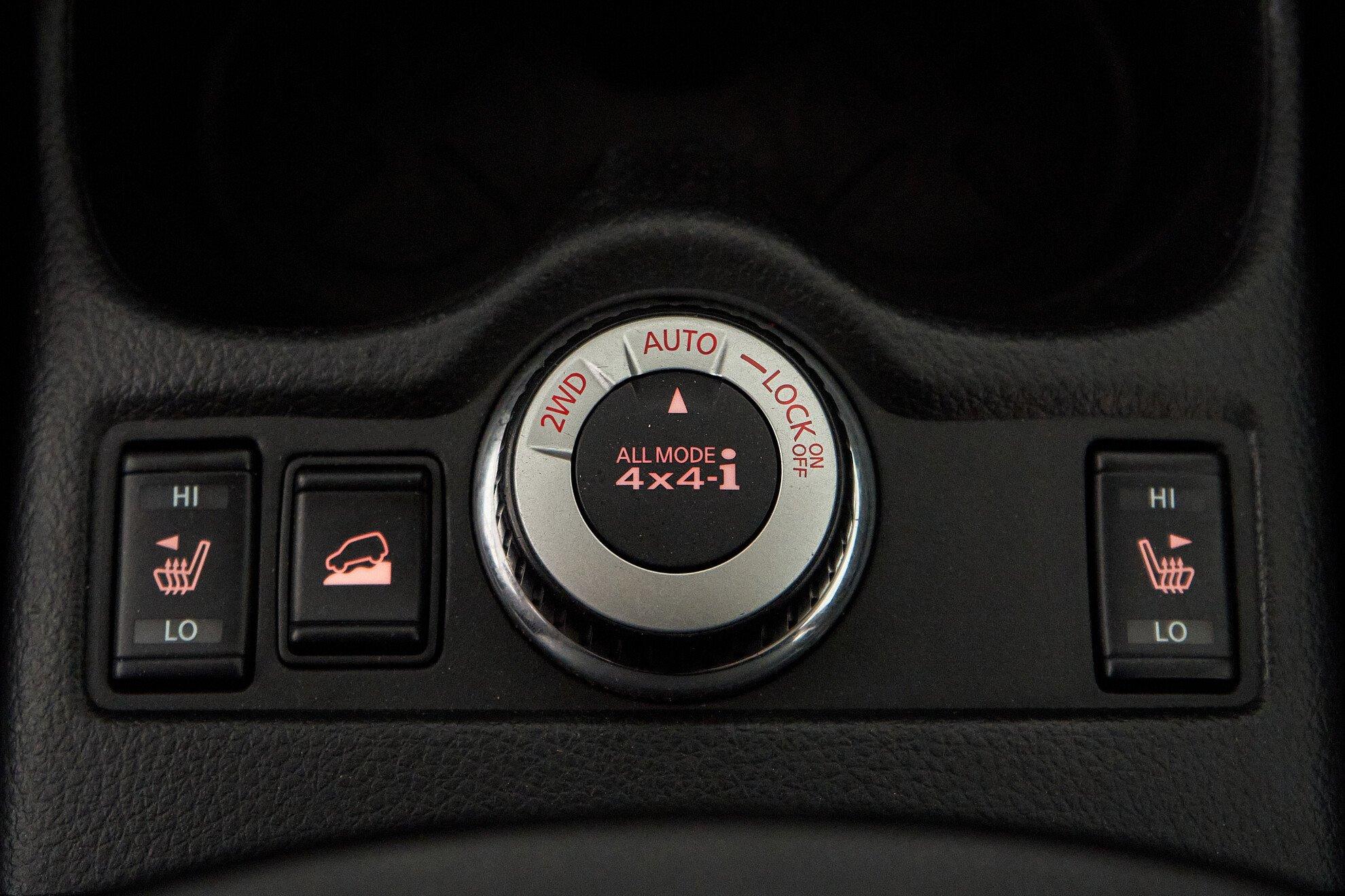 Nissan X-Trail 2015, серый