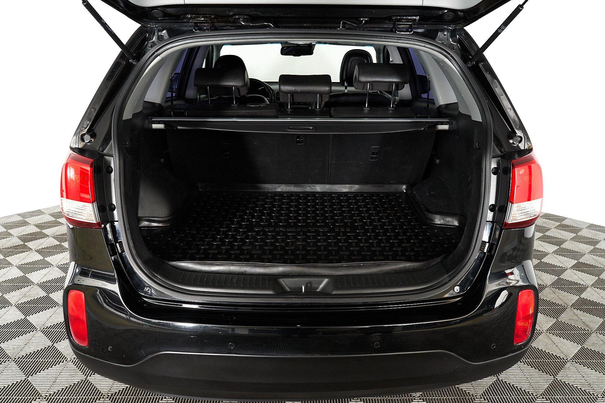 Kia Sorento 2019, черный
