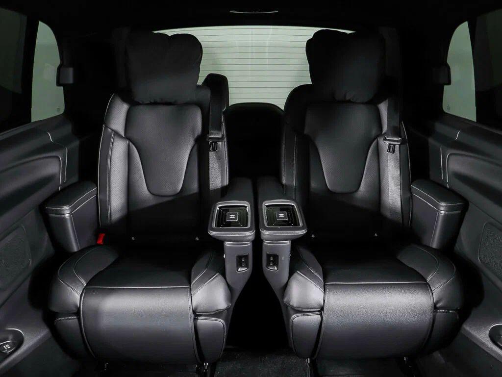 Mercedes-Benz V-Класс 2016, черный