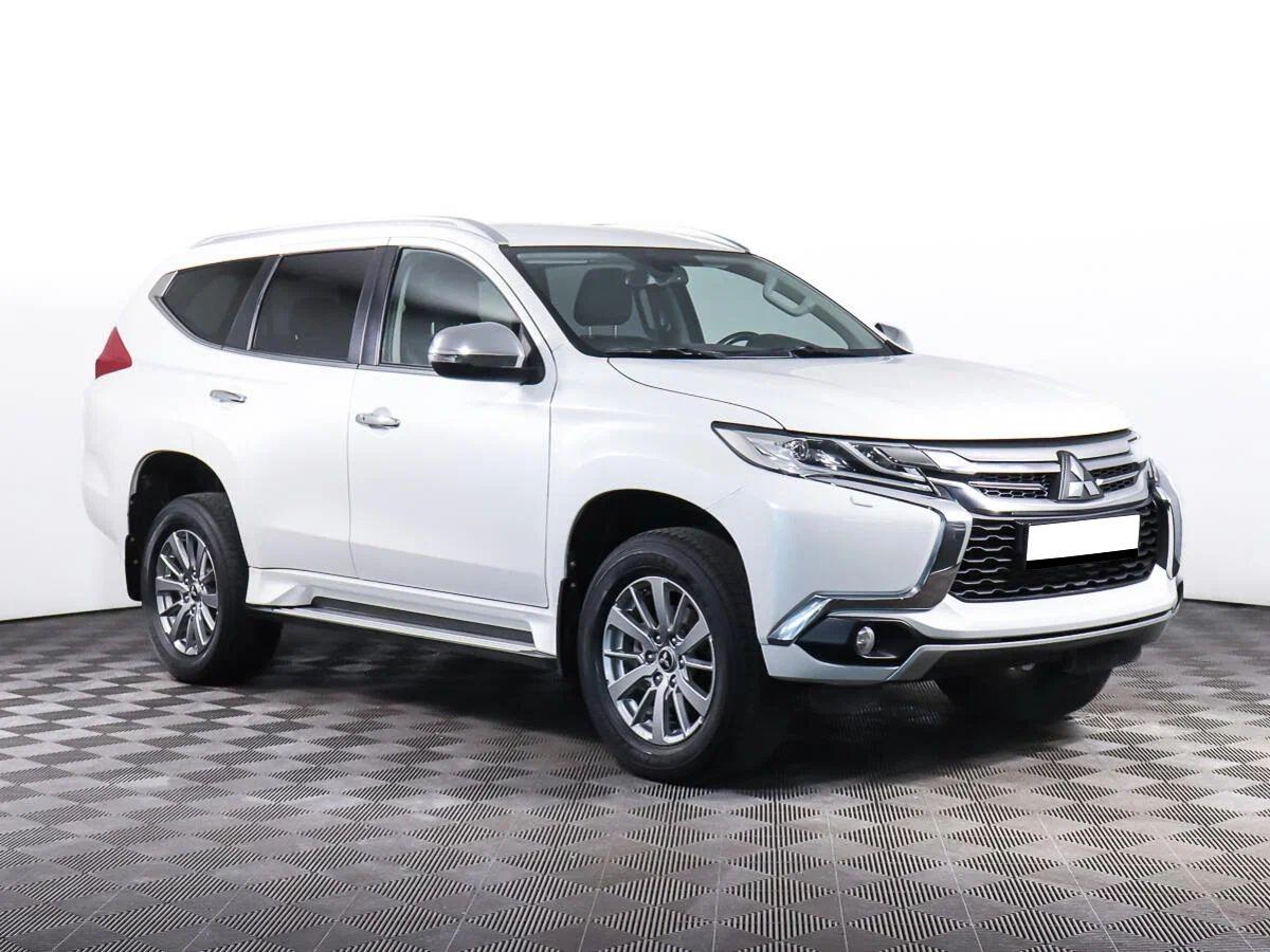 Mitsubishi Pajero Sport 2019, белый