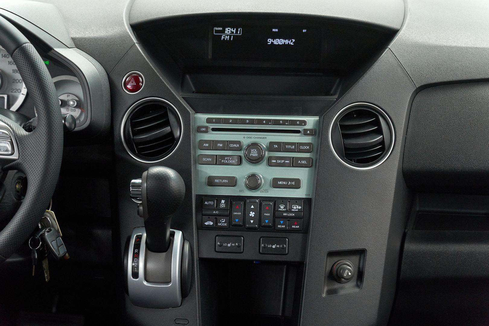 Honda Pilot 2010, золотой