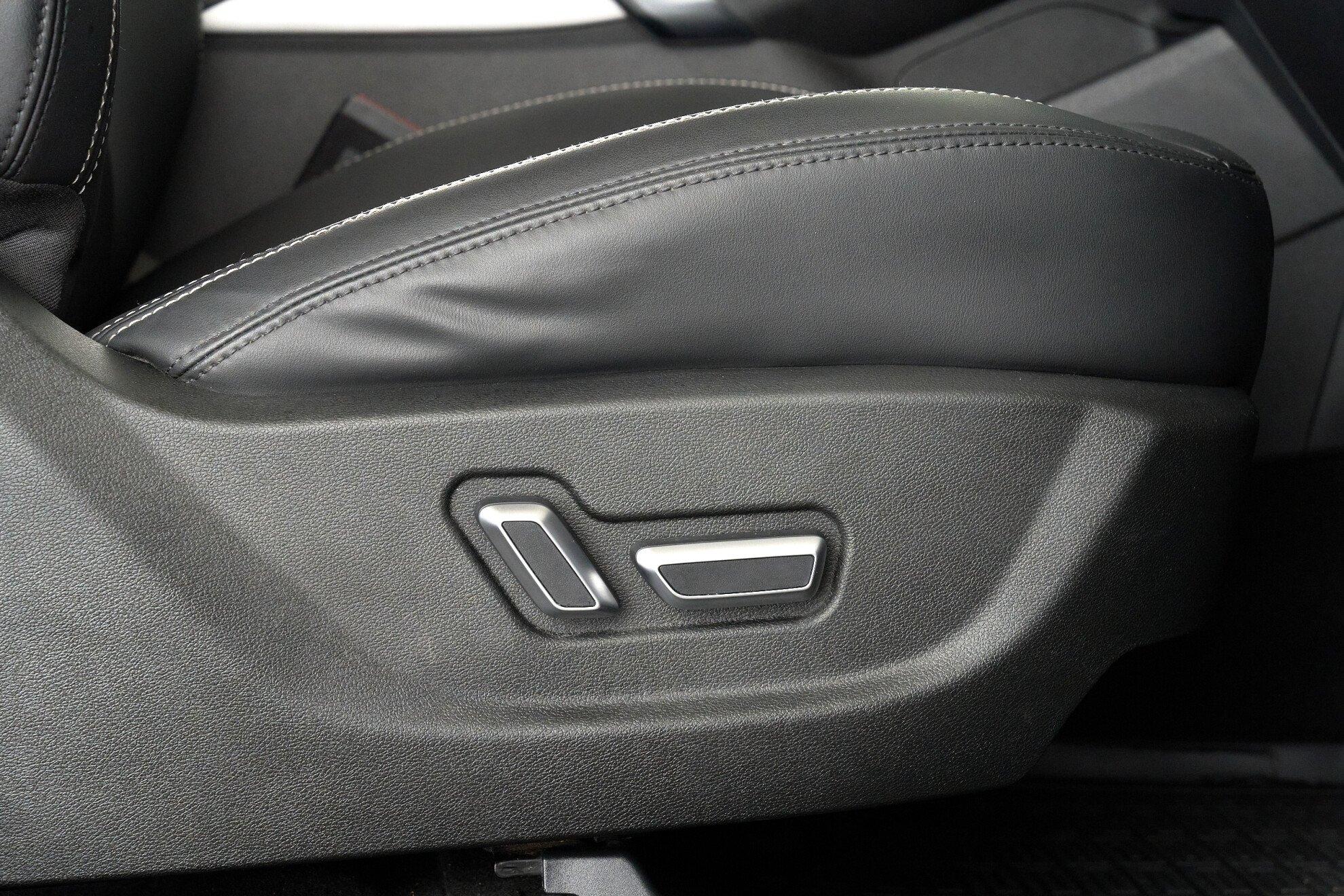 Geely Atlas 2018, черный