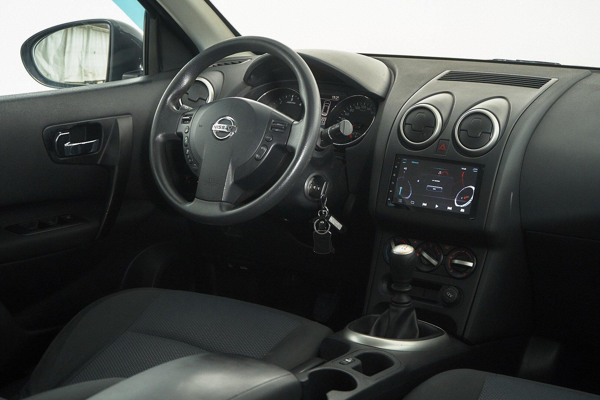 Nissan Qashqai+2 2012, серый