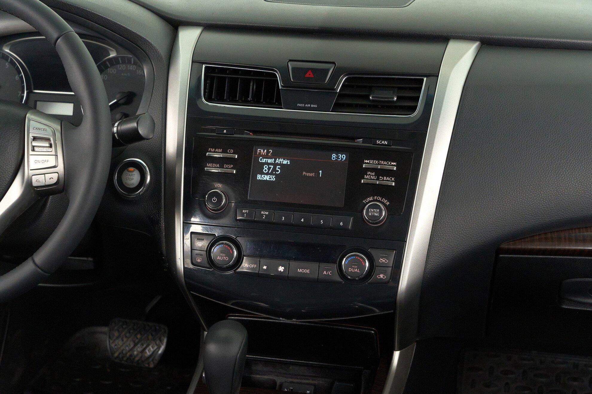 Nissan Teana 2015, черный