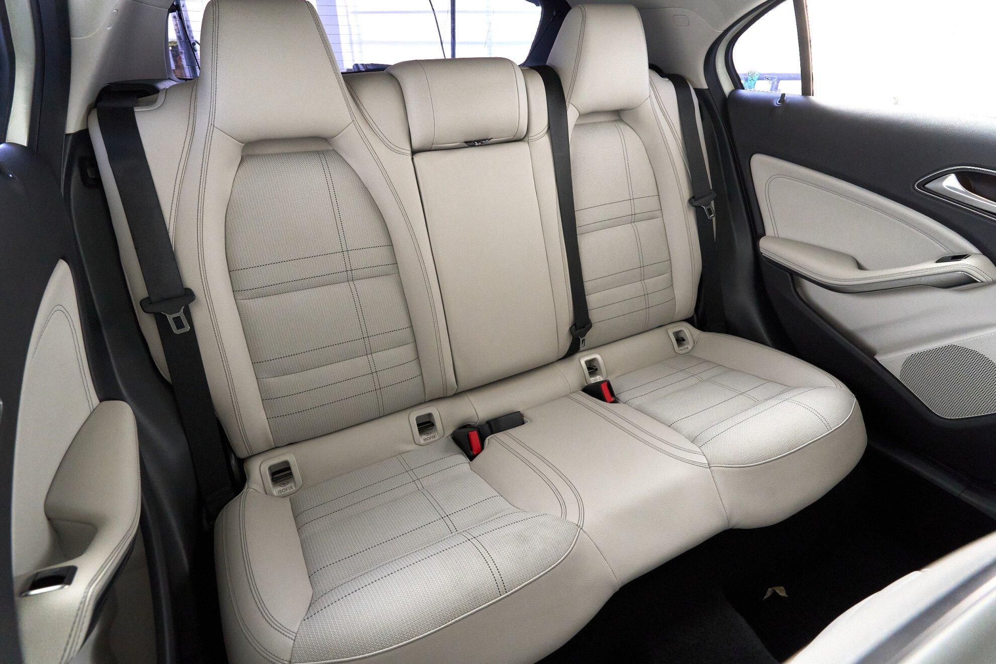 Mercedes-Benz A-Класс 2013, белый
