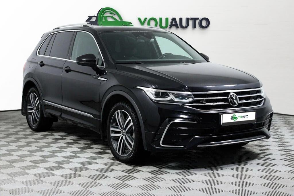 Volkswagen Tiguan 2021, черный