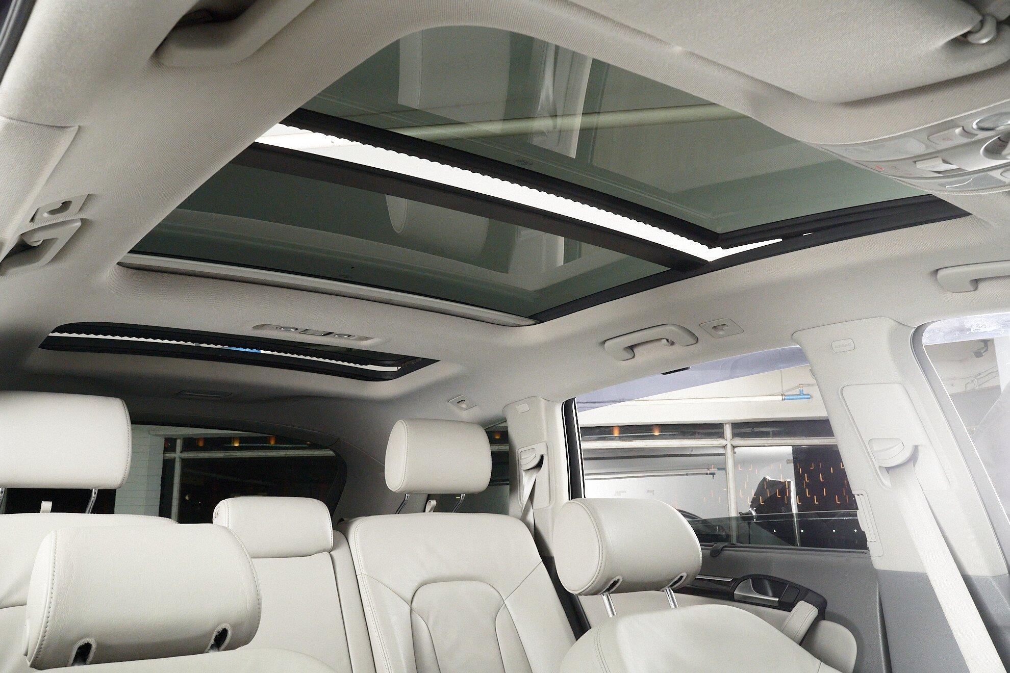 Audi Q7 2007, серый