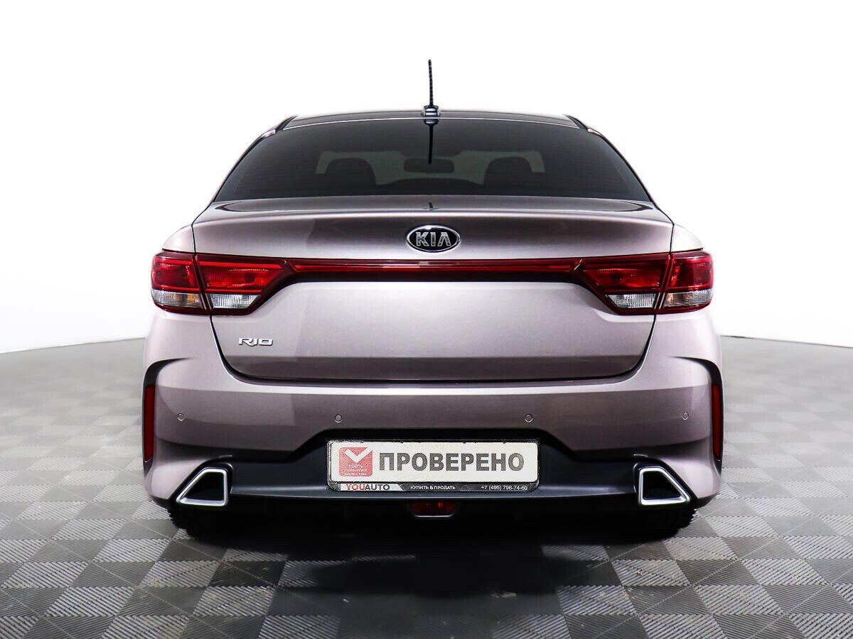 Kia Rio 2022, коричневый