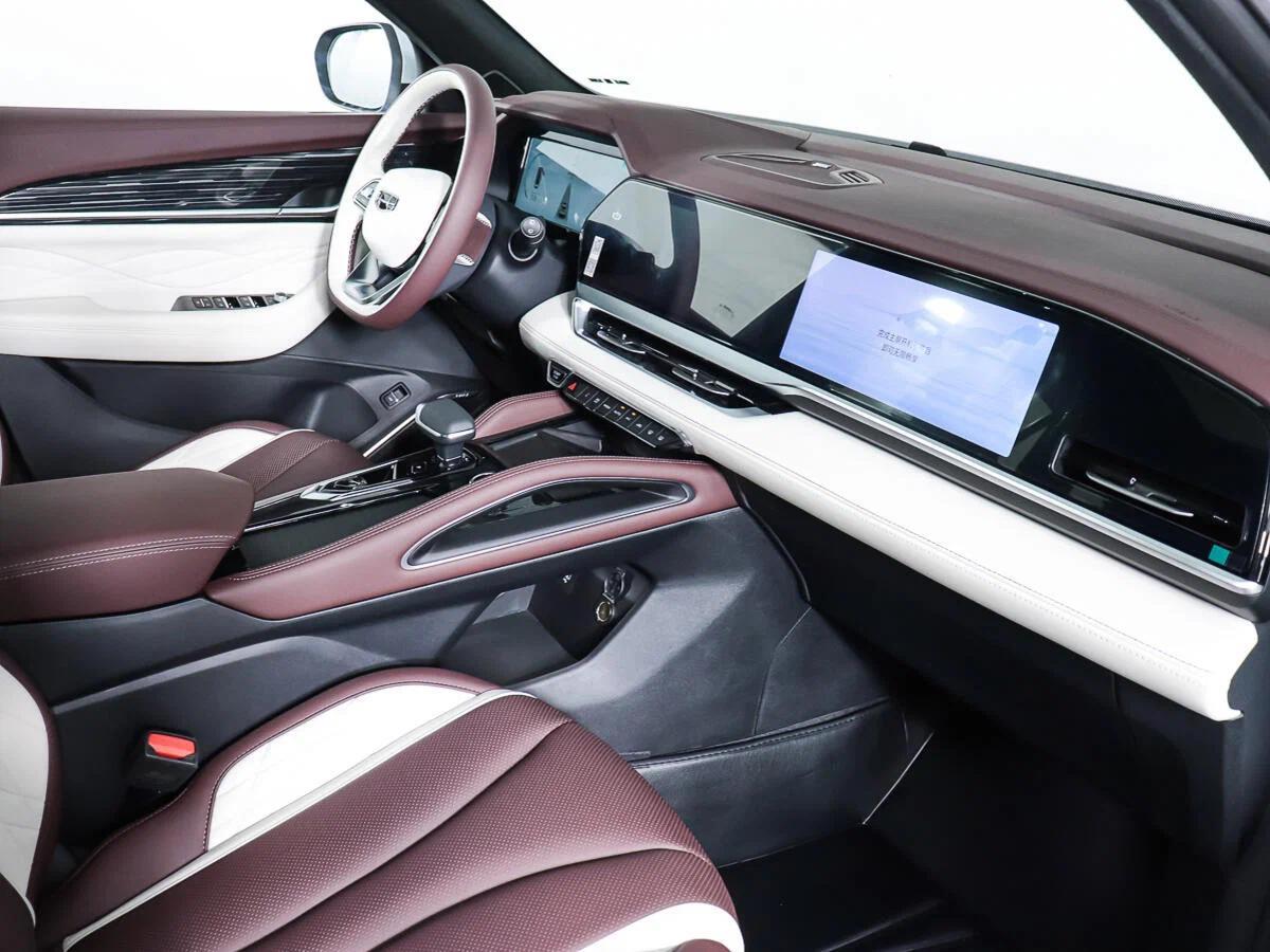 Geely Monjaro 2024, белый