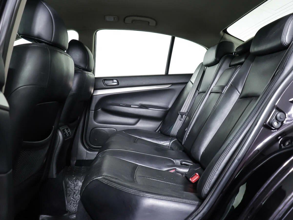 Infiniti G 2012, черный