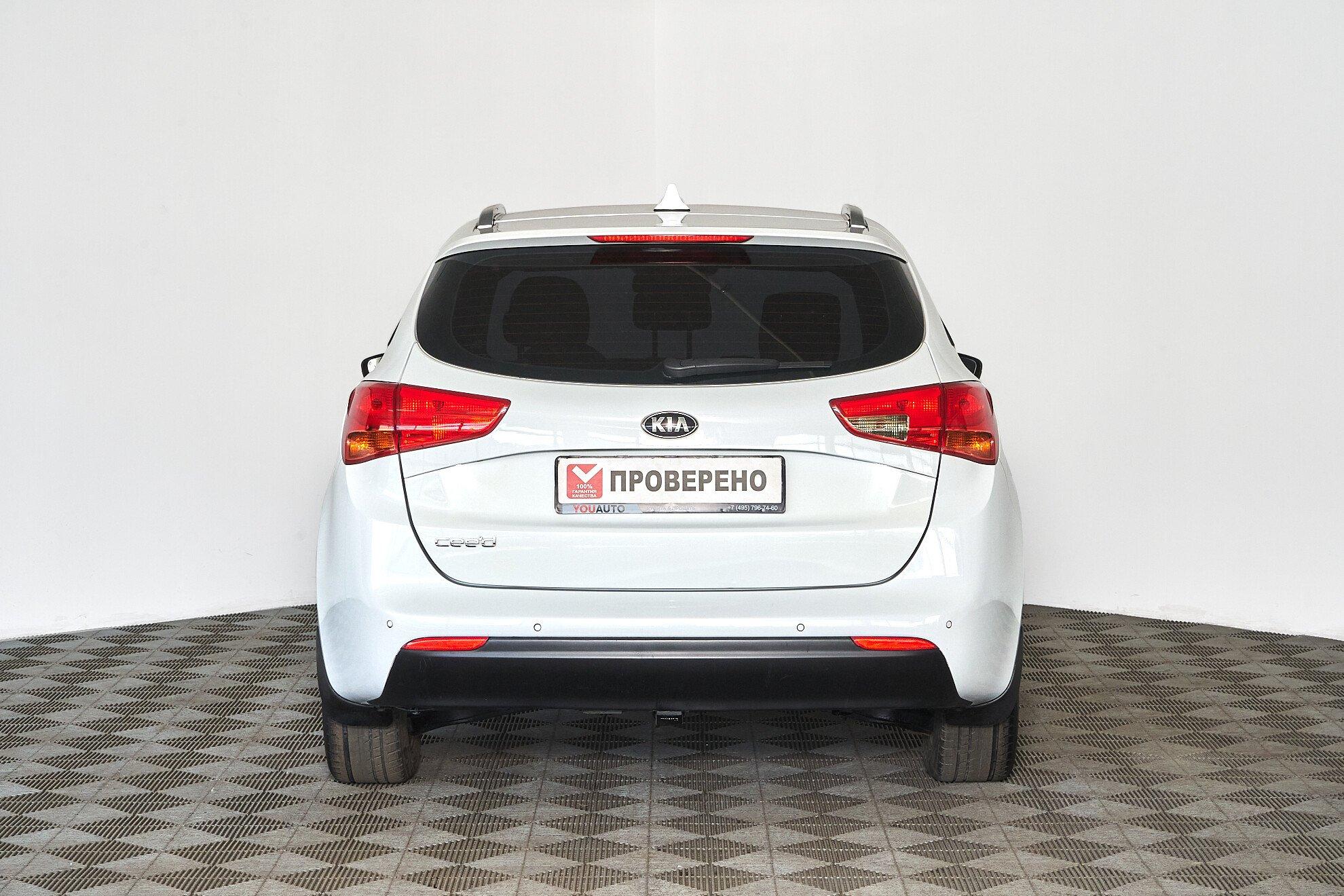 Kia Ceed 2018, белый