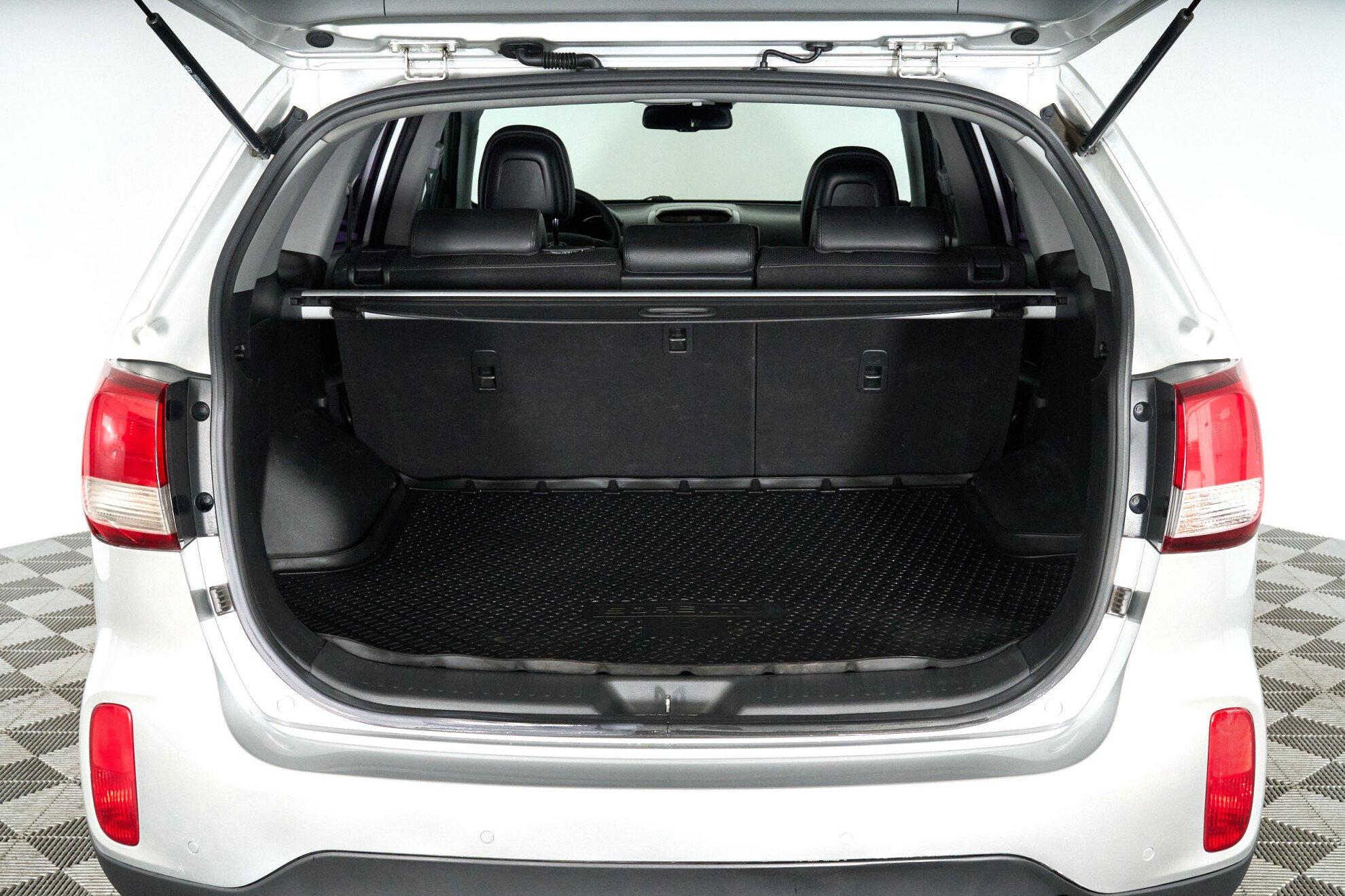 Kia Sorento 2012, серебряный