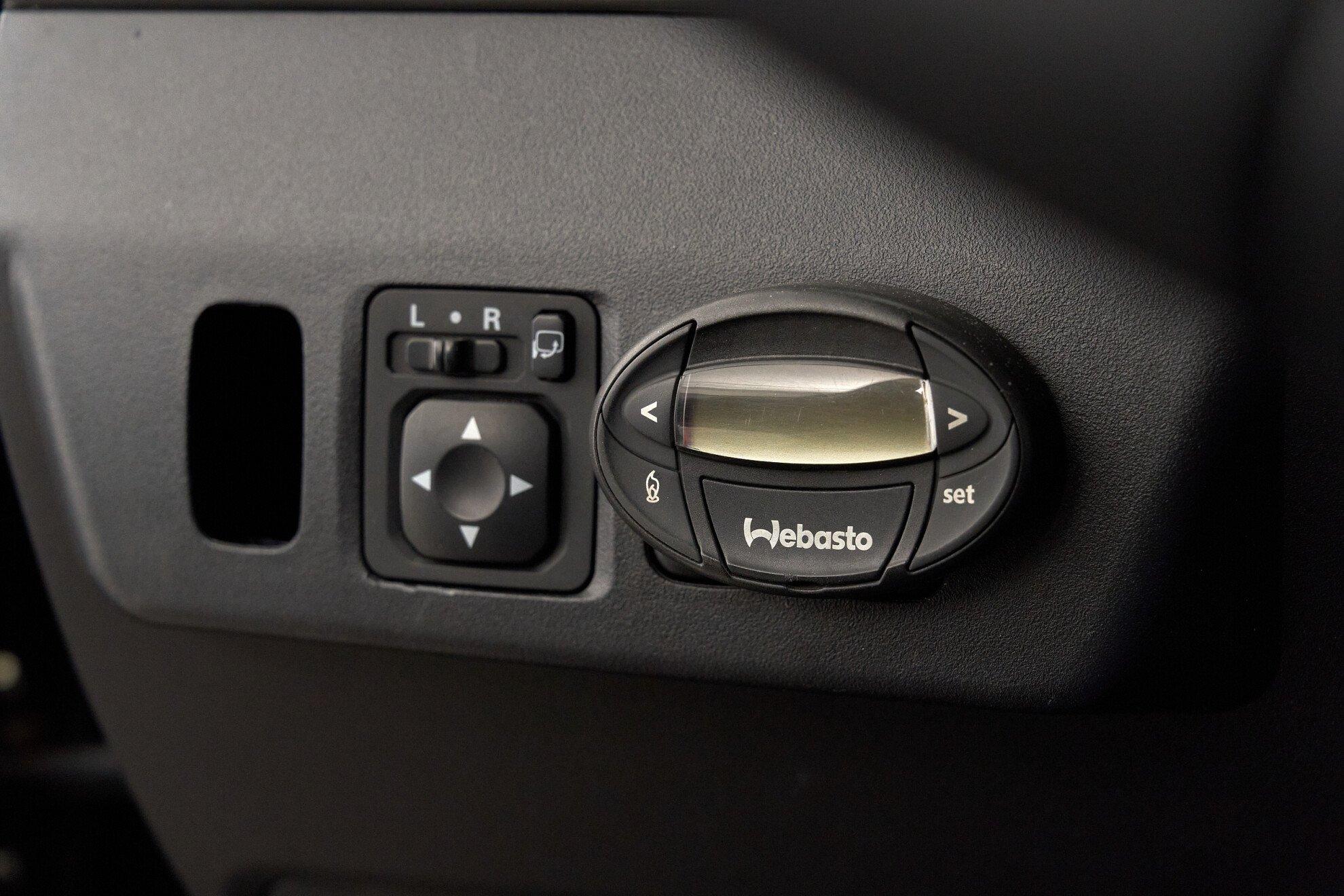Mitsubishi Pajero 2008, черный